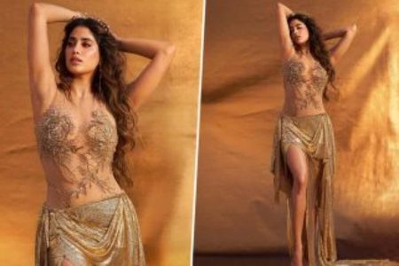 Jhanvi Kapoor in golden dress