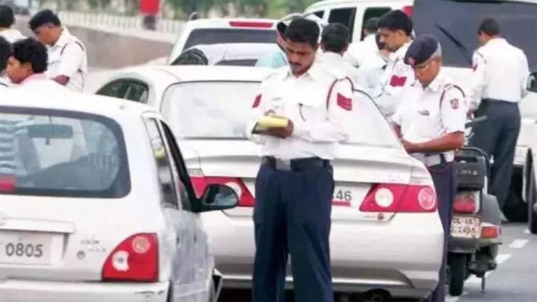 अगले हफ्ते से वैध पीयूसी प्रमाणपत्र के बिना वाहन चलाने वालों की खैर नहीं, वाहन में पेट्रोल भराने से पहले ध्यान दें!