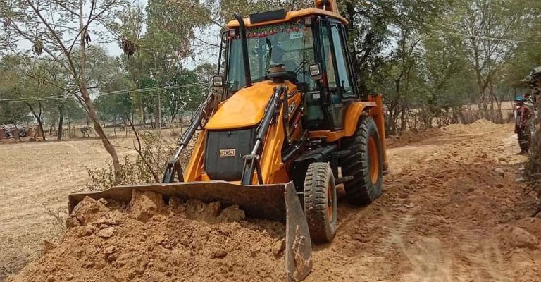 jcb work in gram panchayat judaban tikamgarh28129