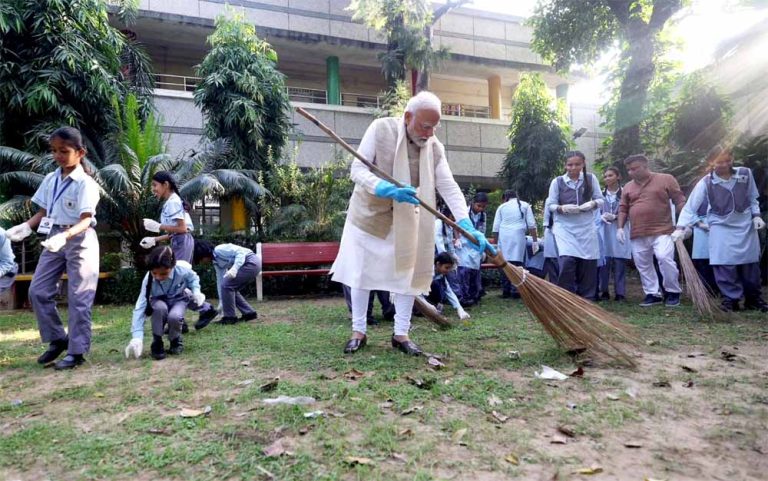 स्वच्छ भारत अभियान को इस सदी में दुनिया का सबसे बड़ा और सफल जनआंदोलन बताया: प्रधानमंत्री नरेन्द्र मोदी