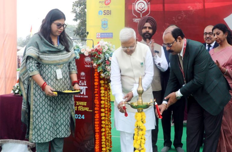 राज्यपाल ने नाबार्ड द्वारा भोपाल हॉट में आयोजित उत्सव का किया शुभारंभ