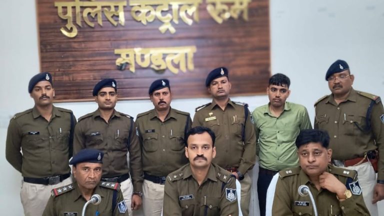 पुलिस ने साइबर अपराध के एक बड़े नेटवर्क का खुलासा किया, अंतरराज्यीय साइबर ठग गिरोह के तीन सदस्यों को गिरफ्तार किया