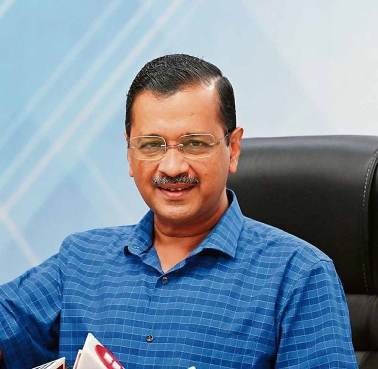 केजरीवाल ने आज दिल्ली में बिगड़ती कानून-व्यवस्था को लेकर केंद्रीय गृहमंत्री अमित शाह को लिखी चिट्ठी