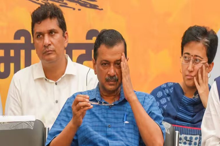 केजरीवाल और सिसोदिया के खिलाफ मनी लॉन्ड्रिंग मामले में चलेगा केस, ED को गृह मंत्रालय से मिली मंजूरी