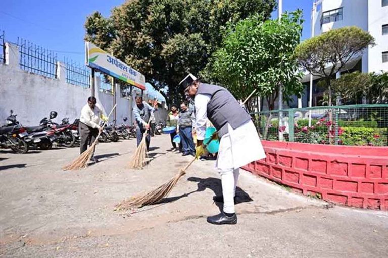 स्वच्छता से ही सकारात्मक ऊर्जा का होता है संचार : सहकारिता मंत्री सारंग